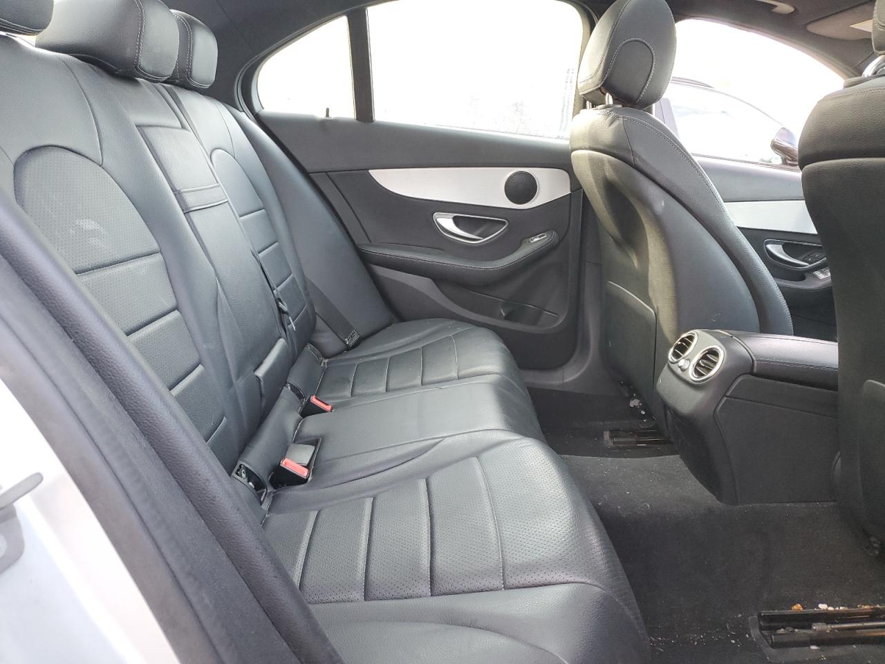 2017 Mercedes-Benz C 300 4Matic VIN: 55SWF4KB9HU189421 Lot: 86148895