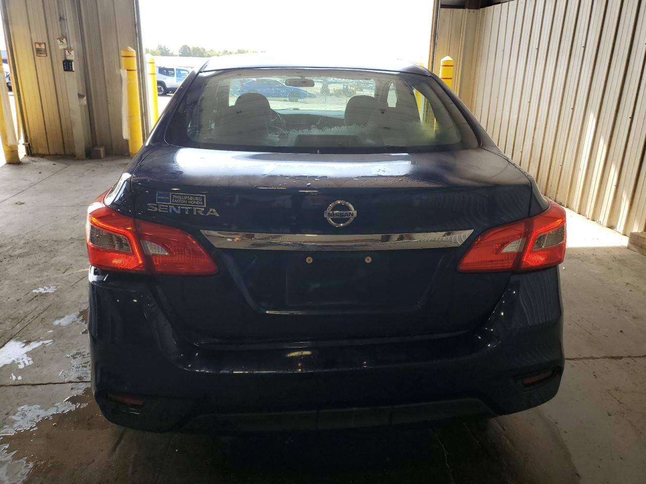 2016 Nissan Sentra S VIN: 3N1AB7AP5GY221650 Lot: 84894005
