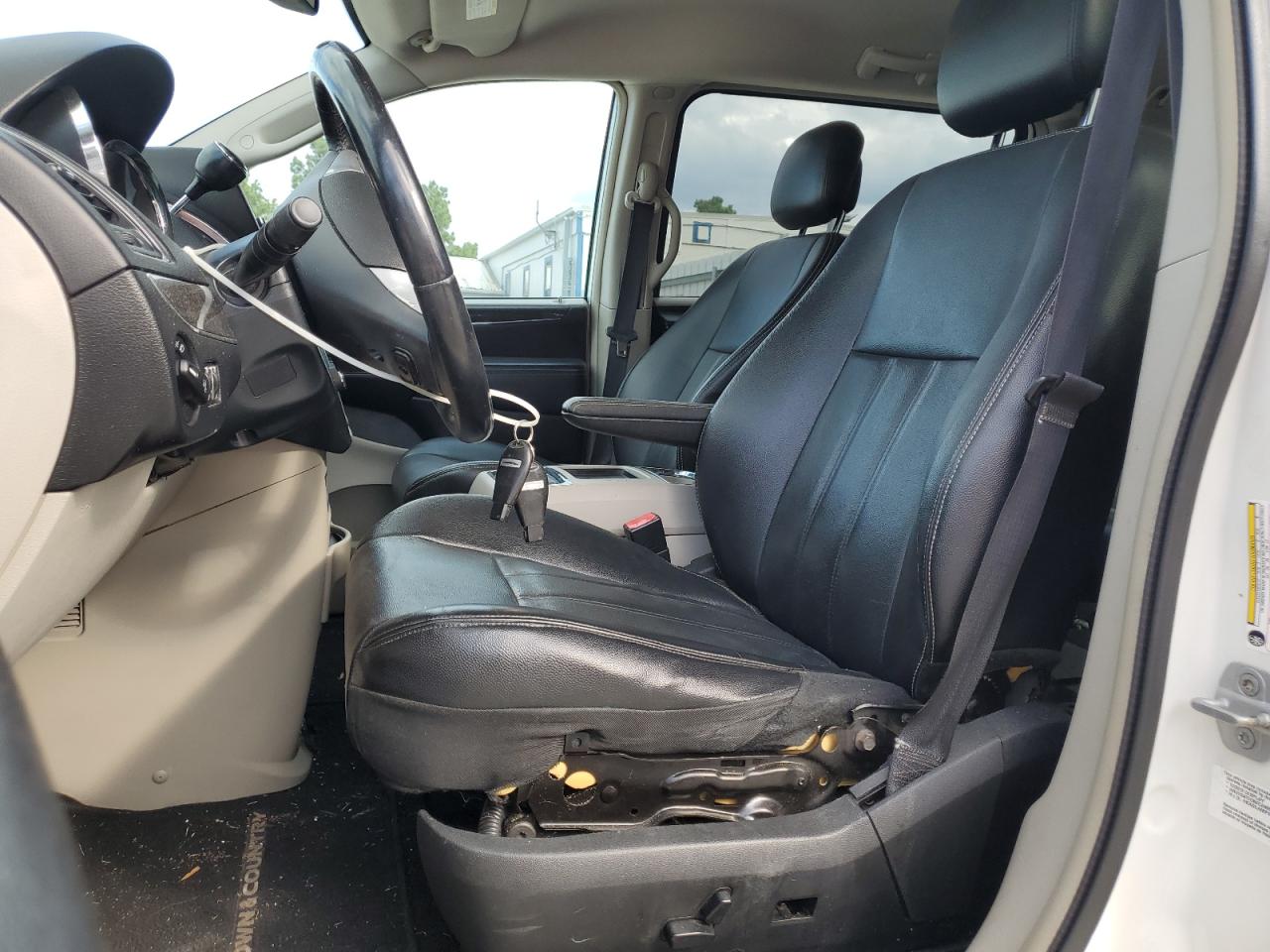 2013 Chrysler Town & Country Touring VIN: 2C4RC1BG1DR696233 Lot: 84591815