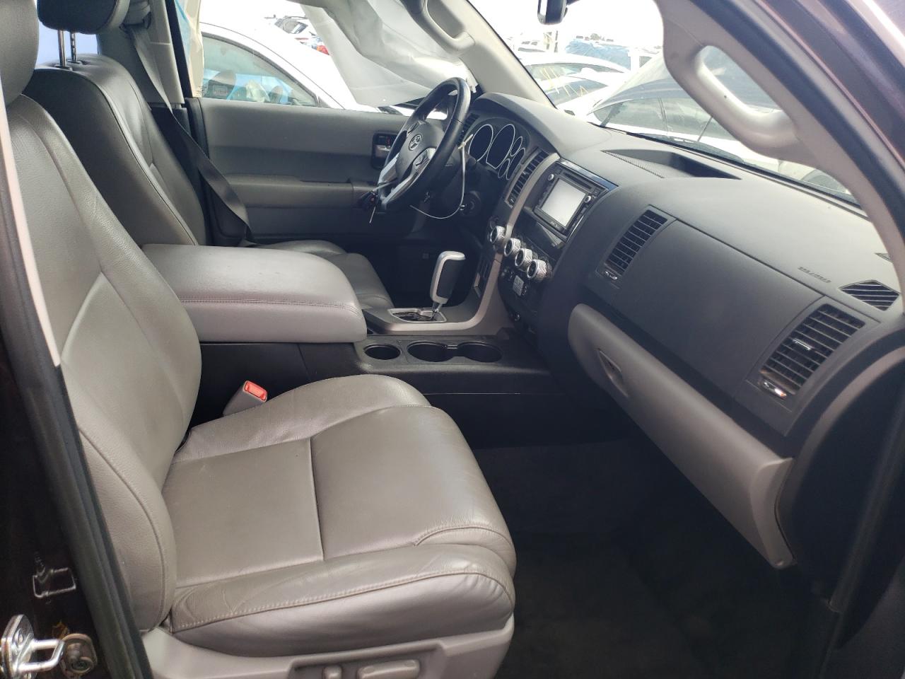 2015 Toyota Sequoia Limited VIN: 5TDJY5G14FS123640 Lot: 71543545