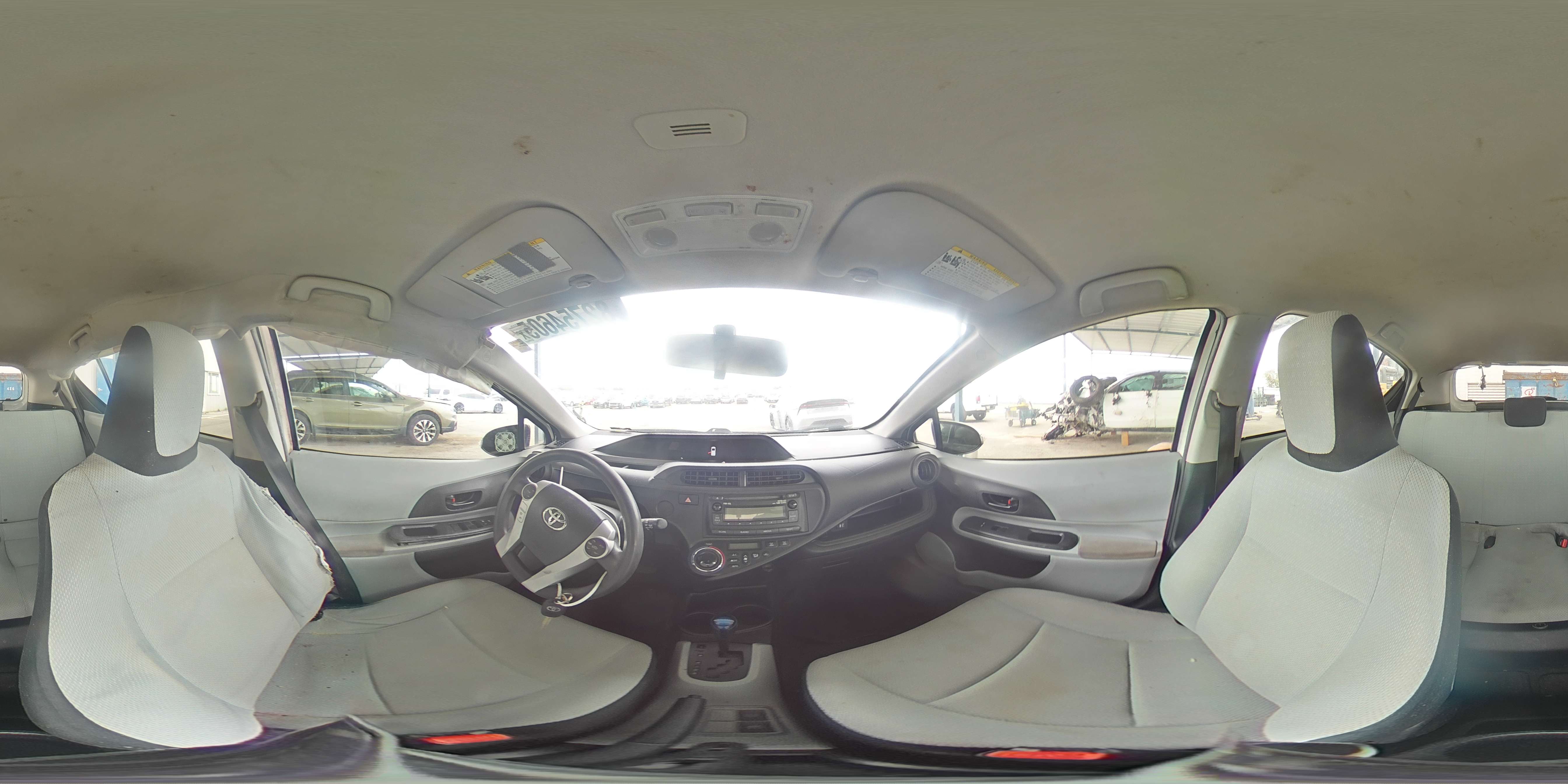 2014 Toyota Prius C VIN: JTDKDTB38E1558217 Lot: 82754605