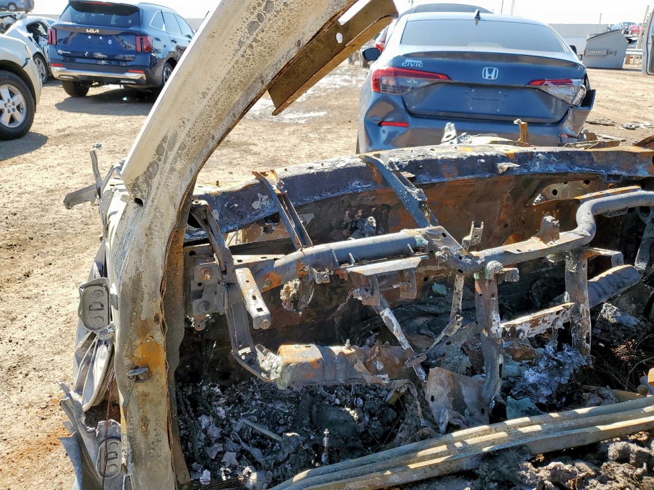 Фото: 5UXUJ3C53KLG52072