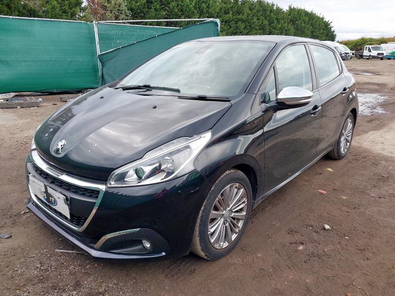 2018 PEUGEOT 208 SIGNATURE S/S 1.2 PURETECH 82 SIGNATURE 5DR [ST for sale at Copart PETERLEE