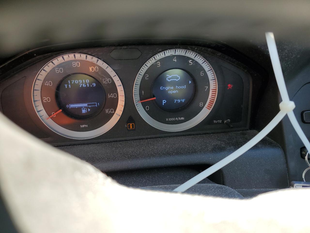 2011 Volvo Xc60 T6 VIN: YV4902DZ8B2158506 Lot: 84947205