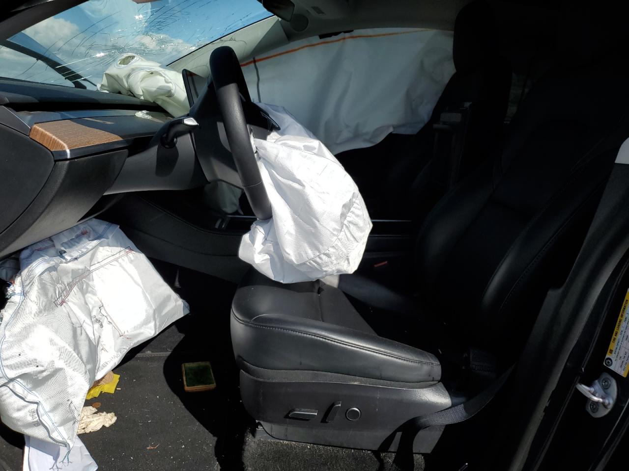 2022 Tesla Model Y VIN: 7SAYGAEE2NF345566 Lot: 81694405