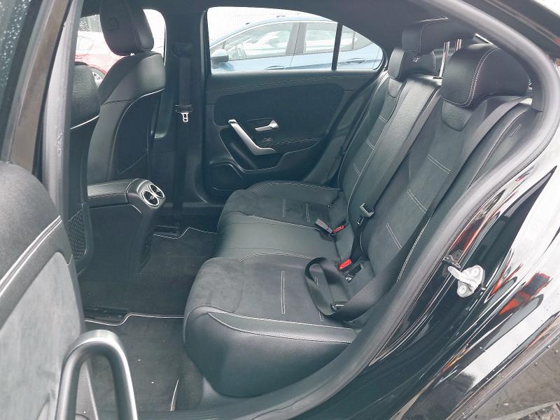 2022 MERCEDES-BENZ A 180 AMG LINE ED EXECUTI 