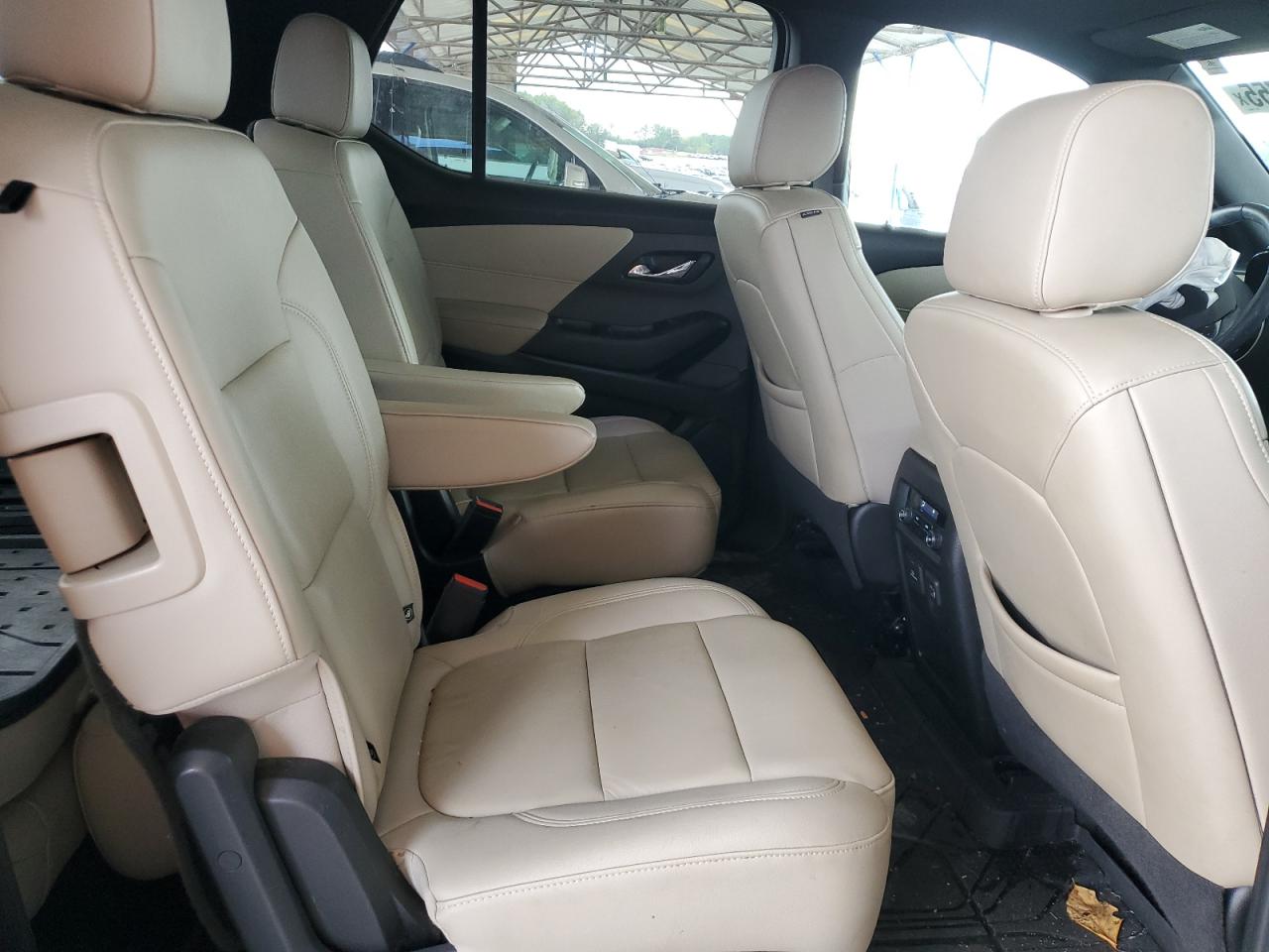 2022 Chevrolet Traverse Lt VIN: 1GNERHKW2NJ156061 Lot: 85823755