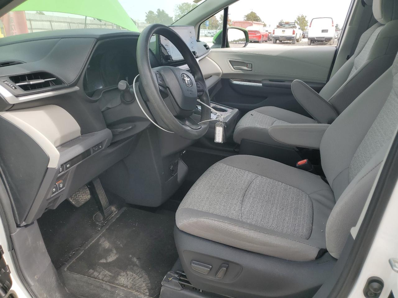 2024 Toyota Sienna Le VIN: 5TDKRKEC4RS212391 Lot: 86132115