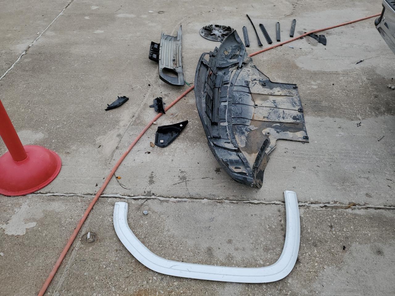 2020 GMC Sierra C1500 Slt VIN: 3GTP8DED8LG351605 Lot: 86777195