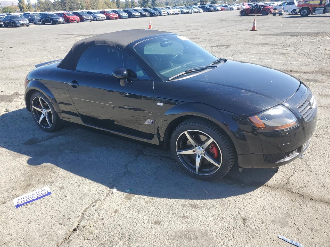 Фото: TRUUT28N311037162