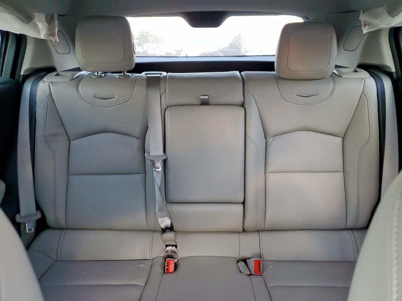 2023 Cadillac Xt4 Premium Luxury VIN: 1GYFZCR4XPF104357 Lot: 82269435