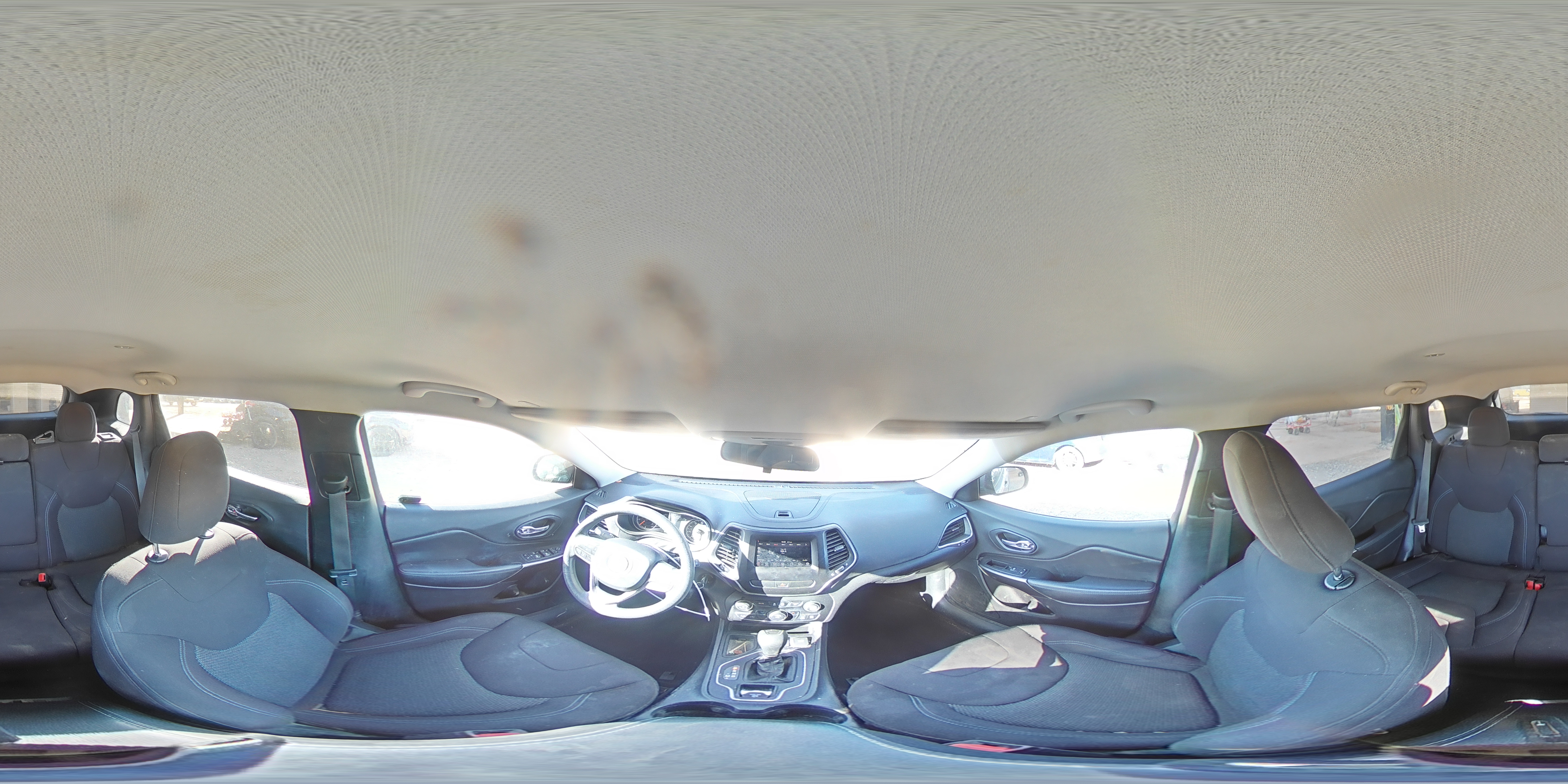 2020 Jeep Cherokee Latitude VIN: 1C4PJLCB7LD570066 Lot: 81680335