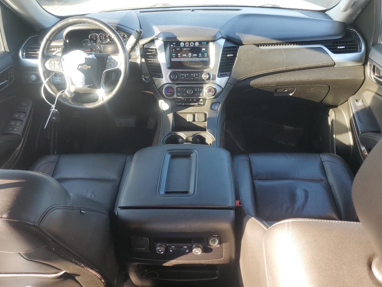 2019 Chevrolet Tahoe C1500 Lt VIN: 1GNSCBKC7KR217456 Lot: 82332675