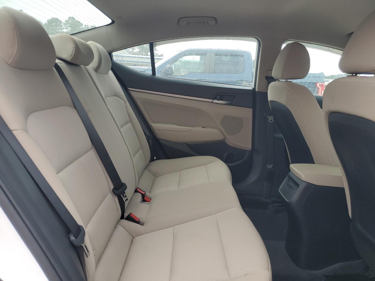 2018 Hyundai Elantra Sel VIN: 5NPD84LF0JH379992 Lot: 85687555