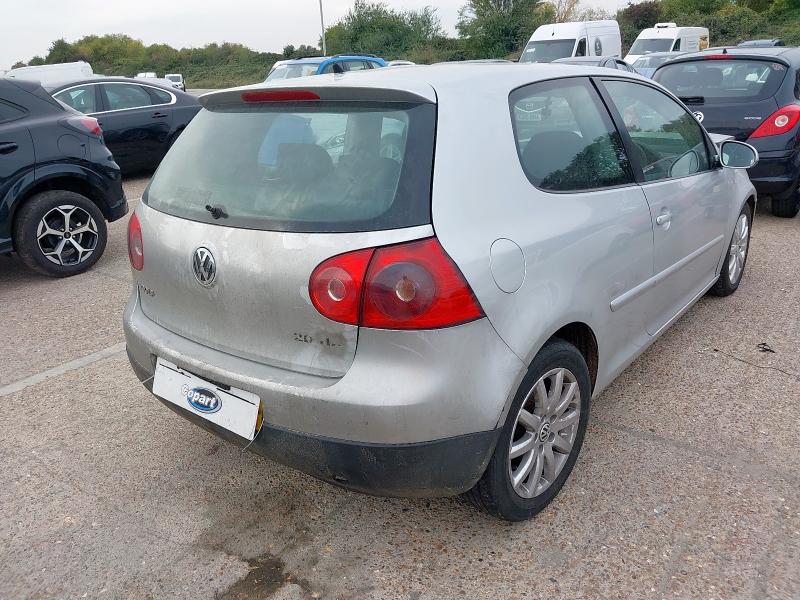 2006 VOLKSWAGEN GOLF SPORT TDI 