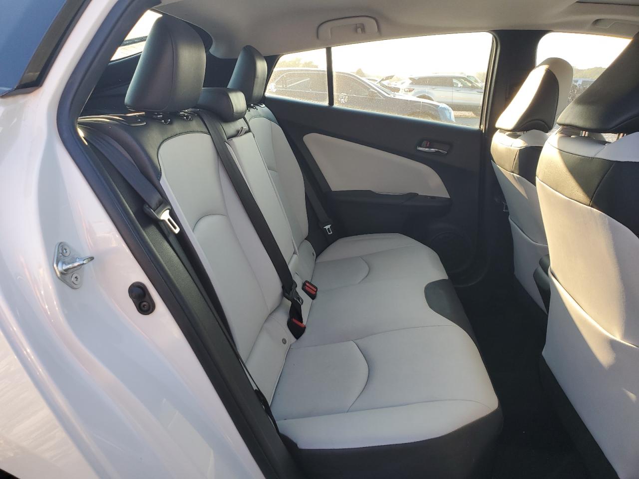 2017 Toyota Prius VIN: JTDKARFU3H3032102 Lot: 86314965