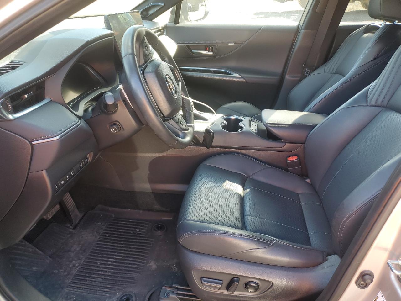 2023 Toyota Venza Le VIN: JTEAAAAHXPJ137233 Lot: 85836285