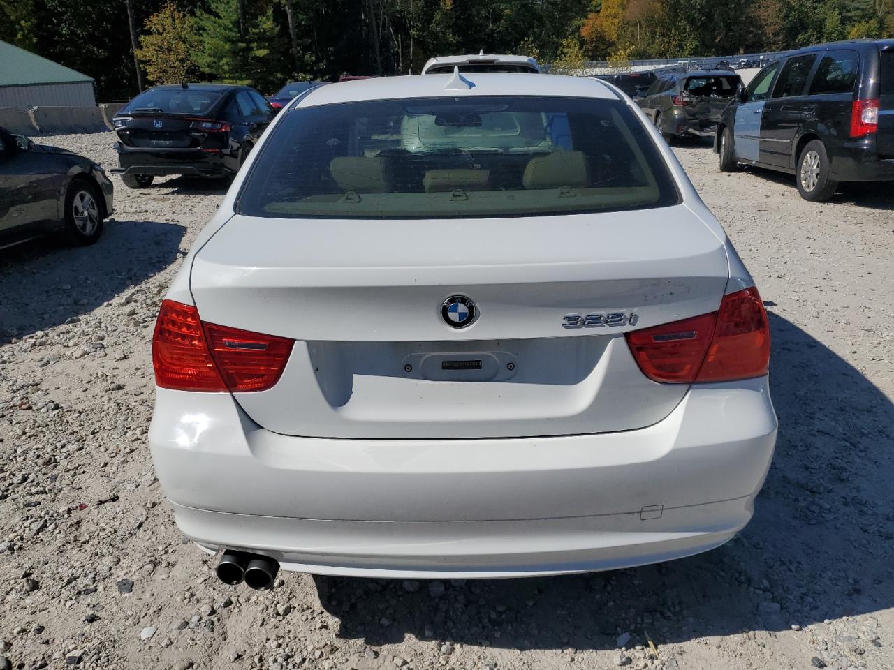 2011 BMW 328 I VIN: WBAPH7G50BNM57394 Lot: 83946505