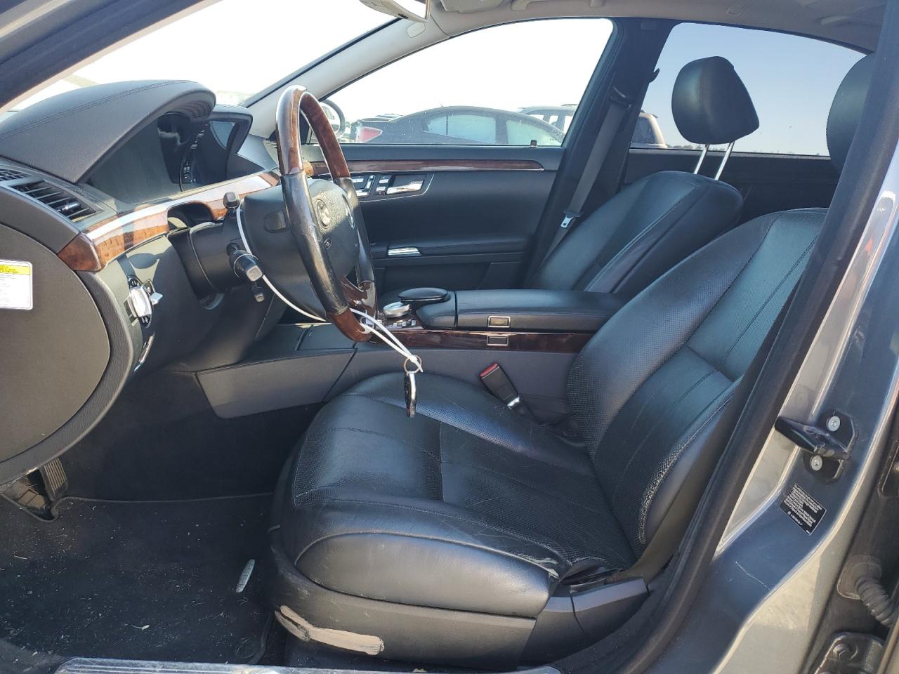 2007 Mercedes-Benz S 550 VIN: WDDNG71X57A063143 Lot: 87469635