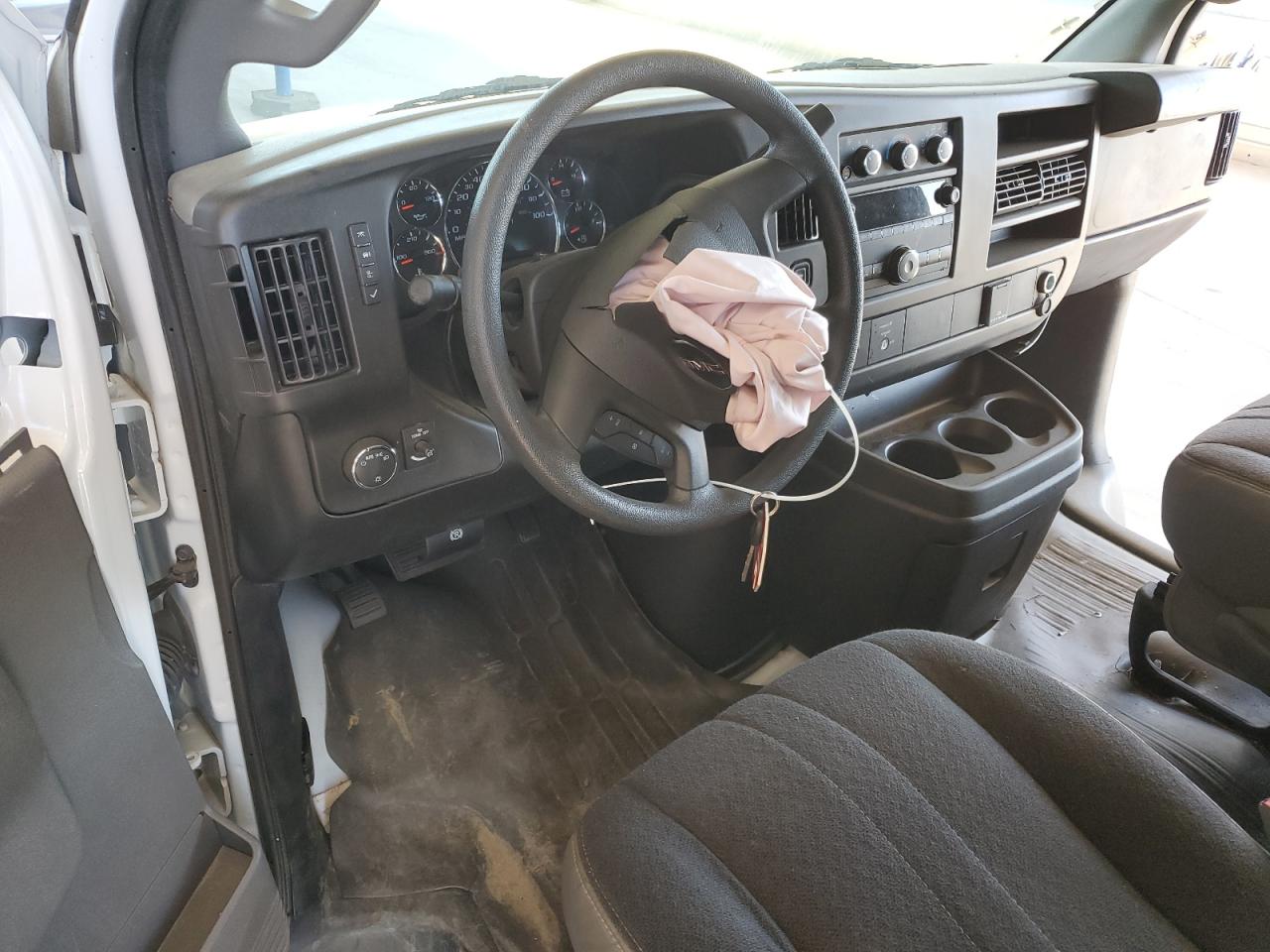 2024 GMC Savana G2500 VIN: 1GTW7AFP9R1163902 Lot: 87467655