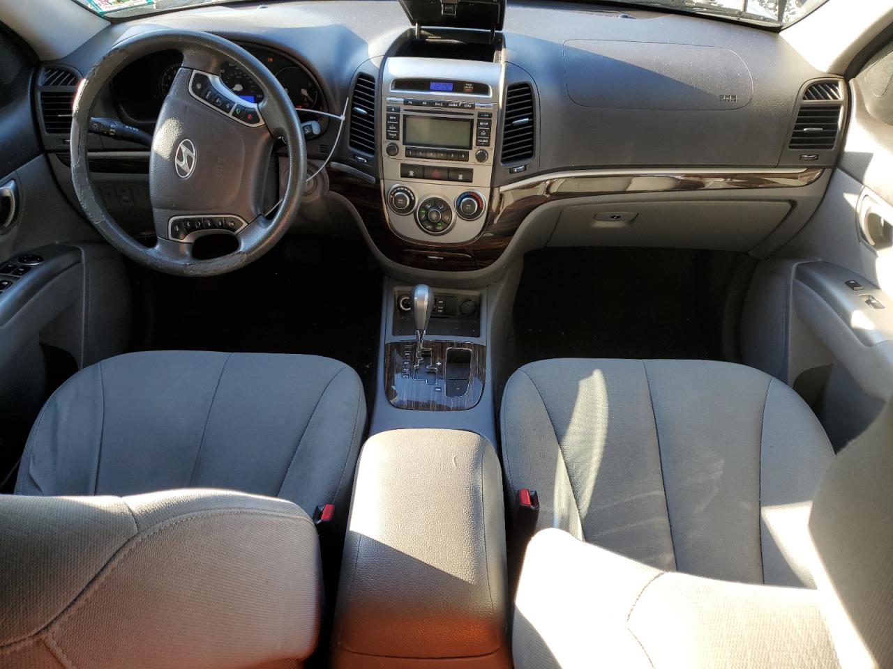 2010 Hyundai Santa Fe Gls VIN: 5NMSG3AB1AH384510 Lot: 82369365