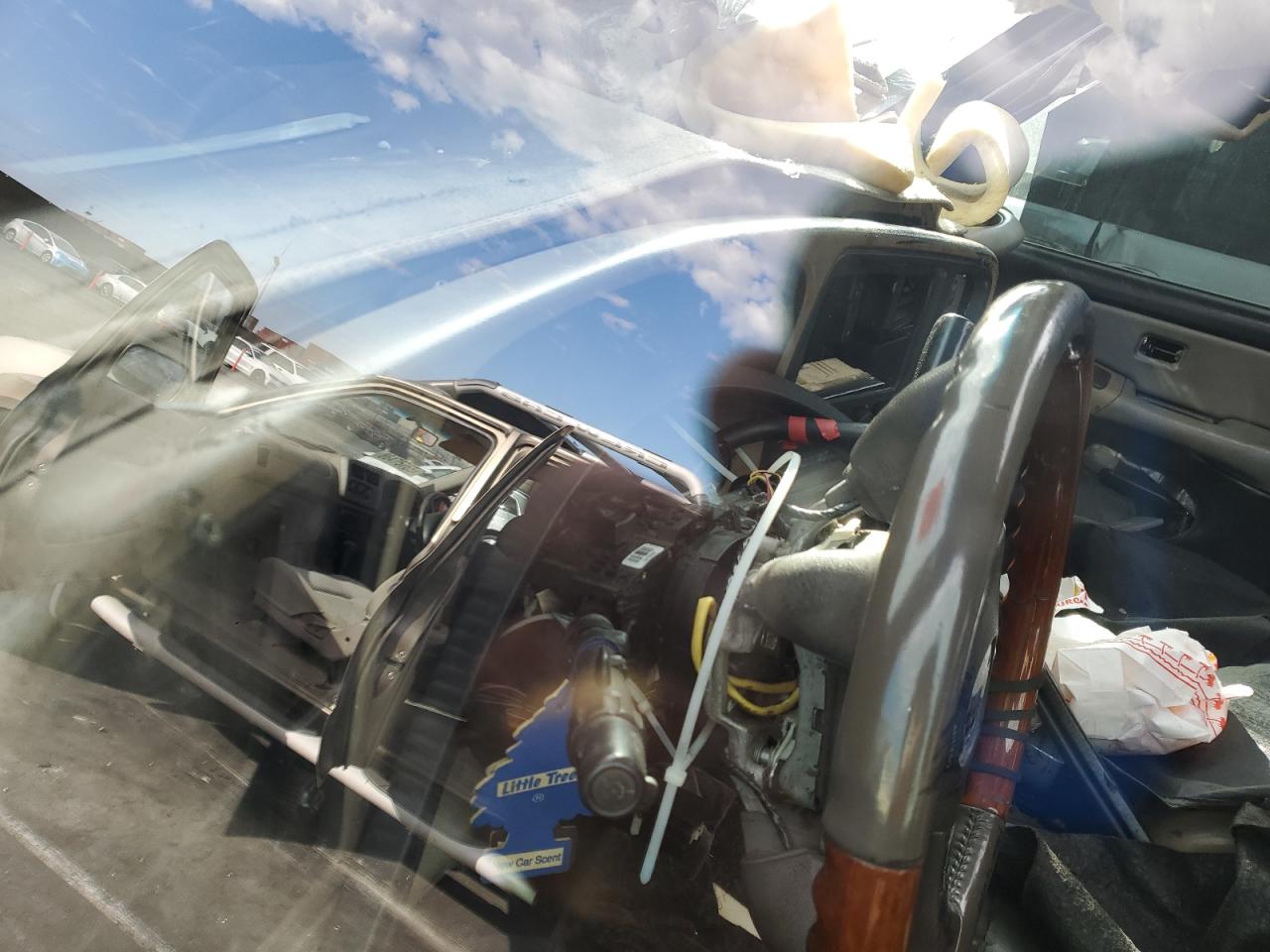 2004 GMC Yukon VIN: 1GKEC13T04R186881 Lot: 85373715