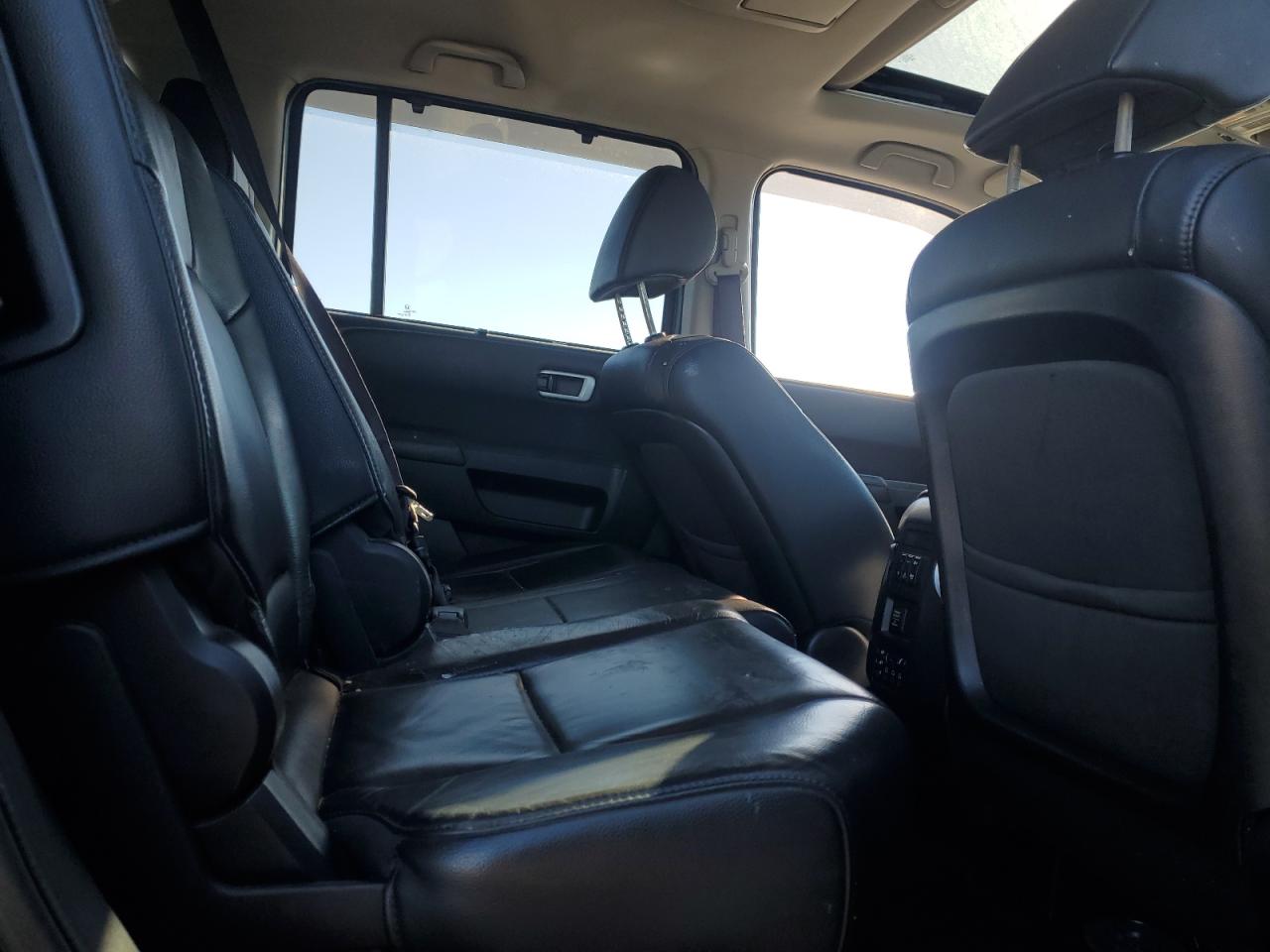 2015 Honda Pilot Touring VIN: 5FNYF4H94FB033170 Lot: 82311455