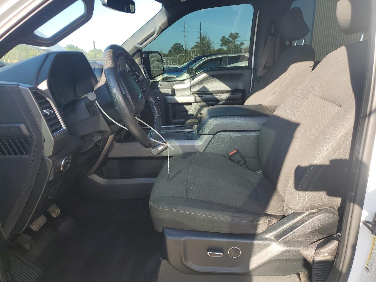 2015 Ford F150 Supercrew VIN: 1FTFW1EG7FFB97131 Lot: 83945875