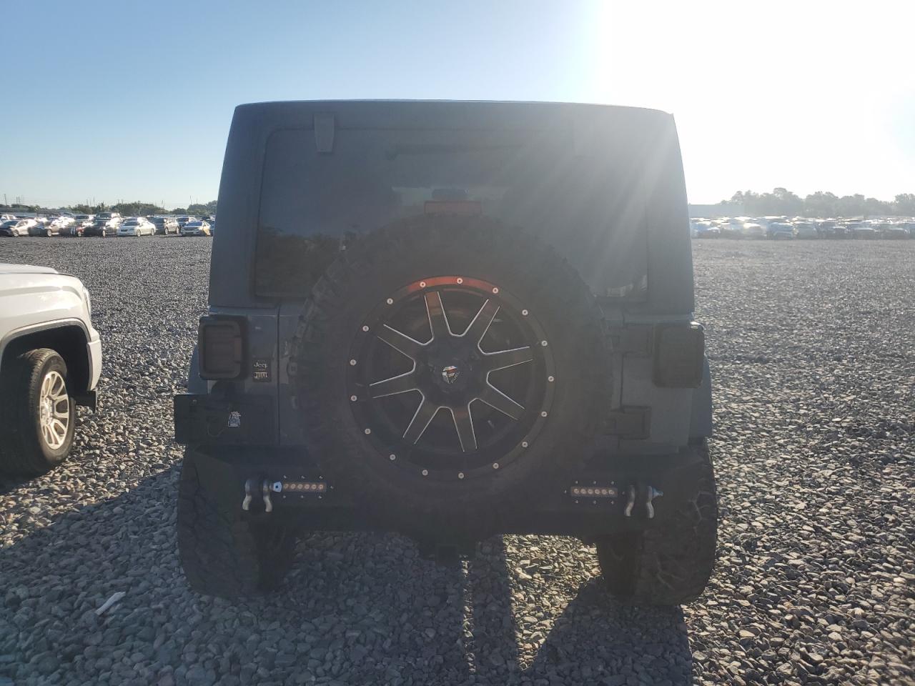 2014 Jeep Wrangler Unlimited Sport VIN: 1C4BJWDG9EL229041 Lot: 82405965