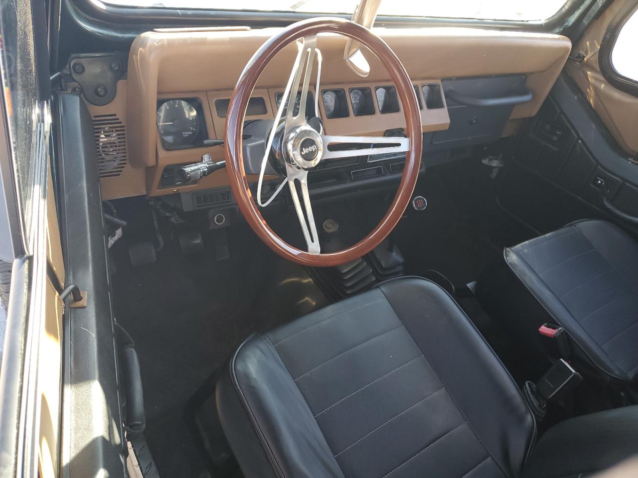 1994 Jeep Wrangler / Yj Se VIN: 1J4FY29S4RP443169 Lot: 89485285