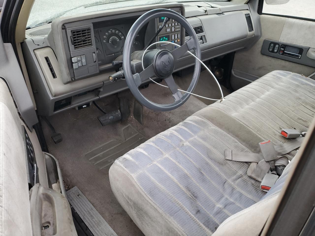 1991 Chevrolet Gmt-400 C1500 VIN: 1GCDC14K8MZ217954 Lot: 85526085