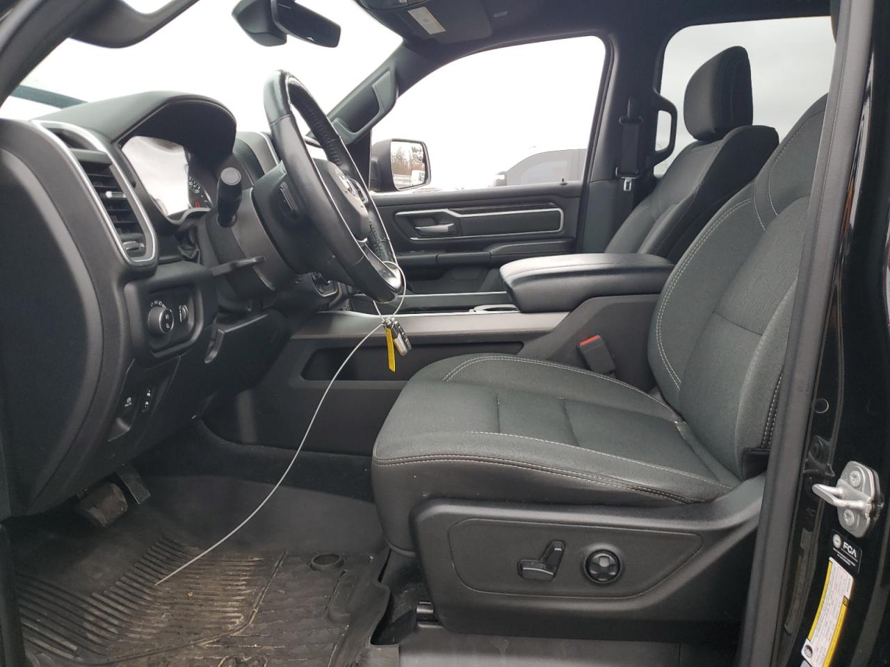 2021 Ram 1500 Big Horn/Lone Star VIN: 1C6SRFFT0MN535879 Lot: 90411025