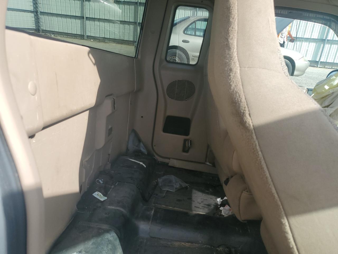 2001 Ford Ranger Super Cab VIN: 1FTYR14V31PB18962 Lot: 81943795