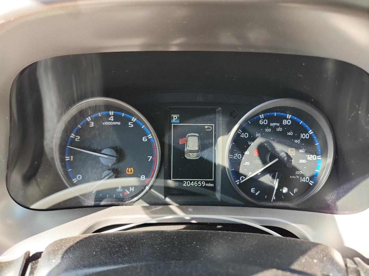 2017 Toyota Rav4 Xle VIN: JTMRFREV8HD198264 Lot: 84879415