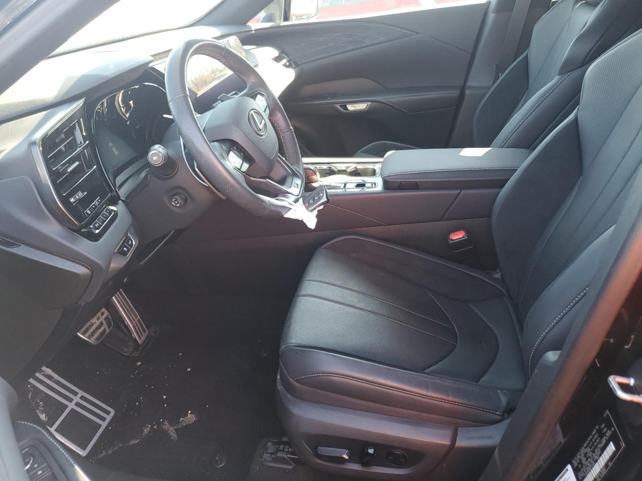 2024 Lexus Rx 500H F Sport VIN: 2T2BCMEAXRC015497 Lot: 81610235