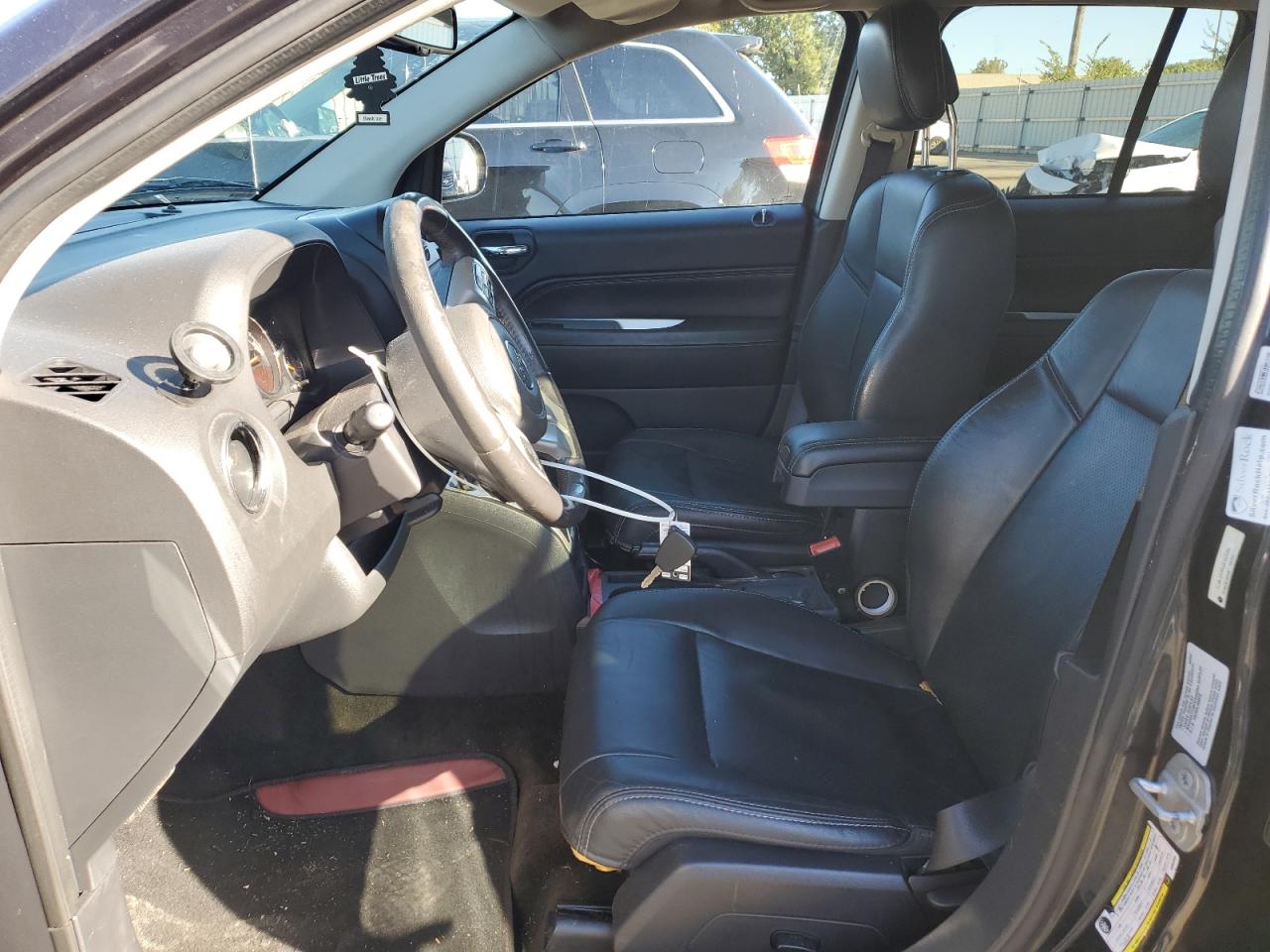 2016 Jeep Compass Latitude VIN: 1C4NJDEBXGD552595 Lot: 86295665