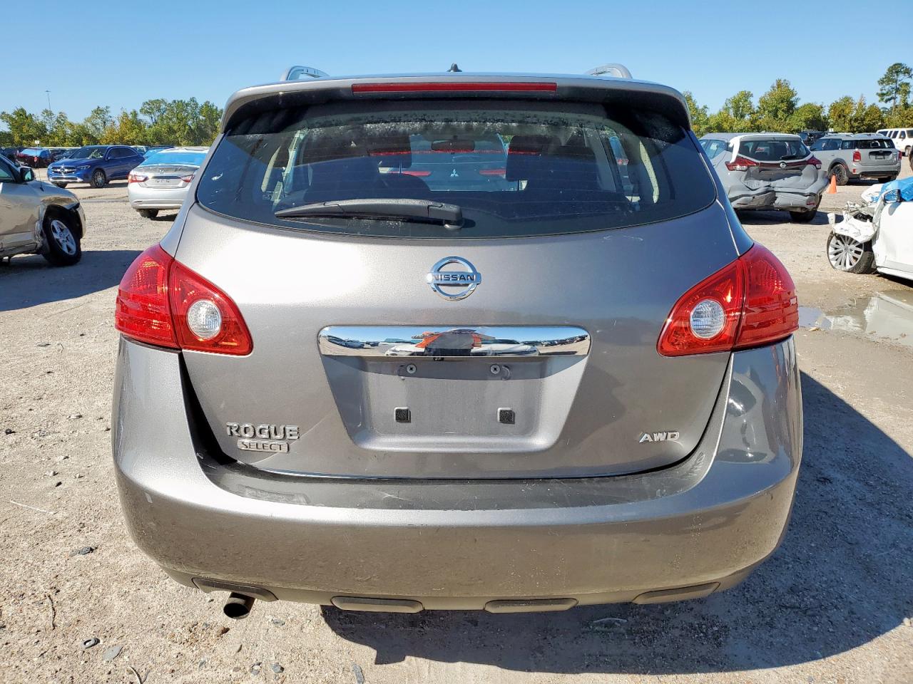 2015 Nissan Rogue Select S VIN: JN8AS5MV0FW751868 Lot: 90467095