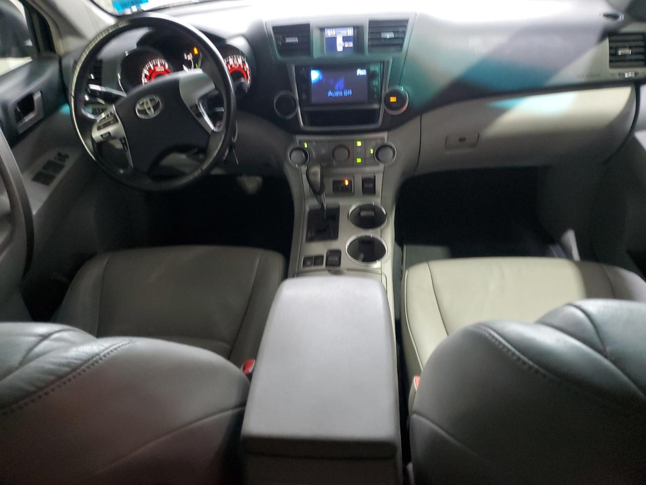 2013 Toyota Highlander Base VIN: 5TDBK3EH3DS186140 Lot: 85667625