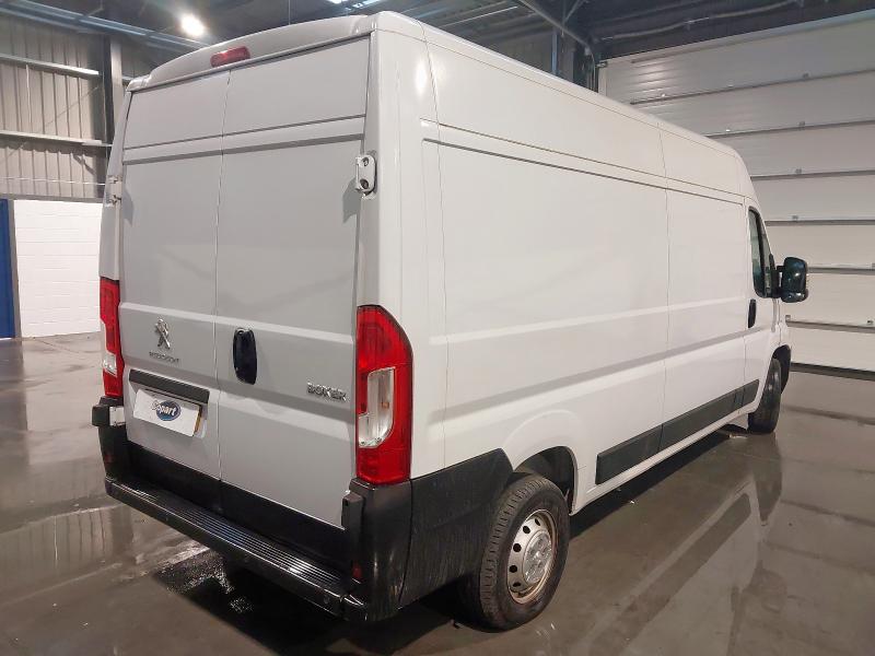2023 PEUGEOT BOXER 2.2 BLUEHDI H2 PROFESSIONAL PREMIUM+ VAN 140PS