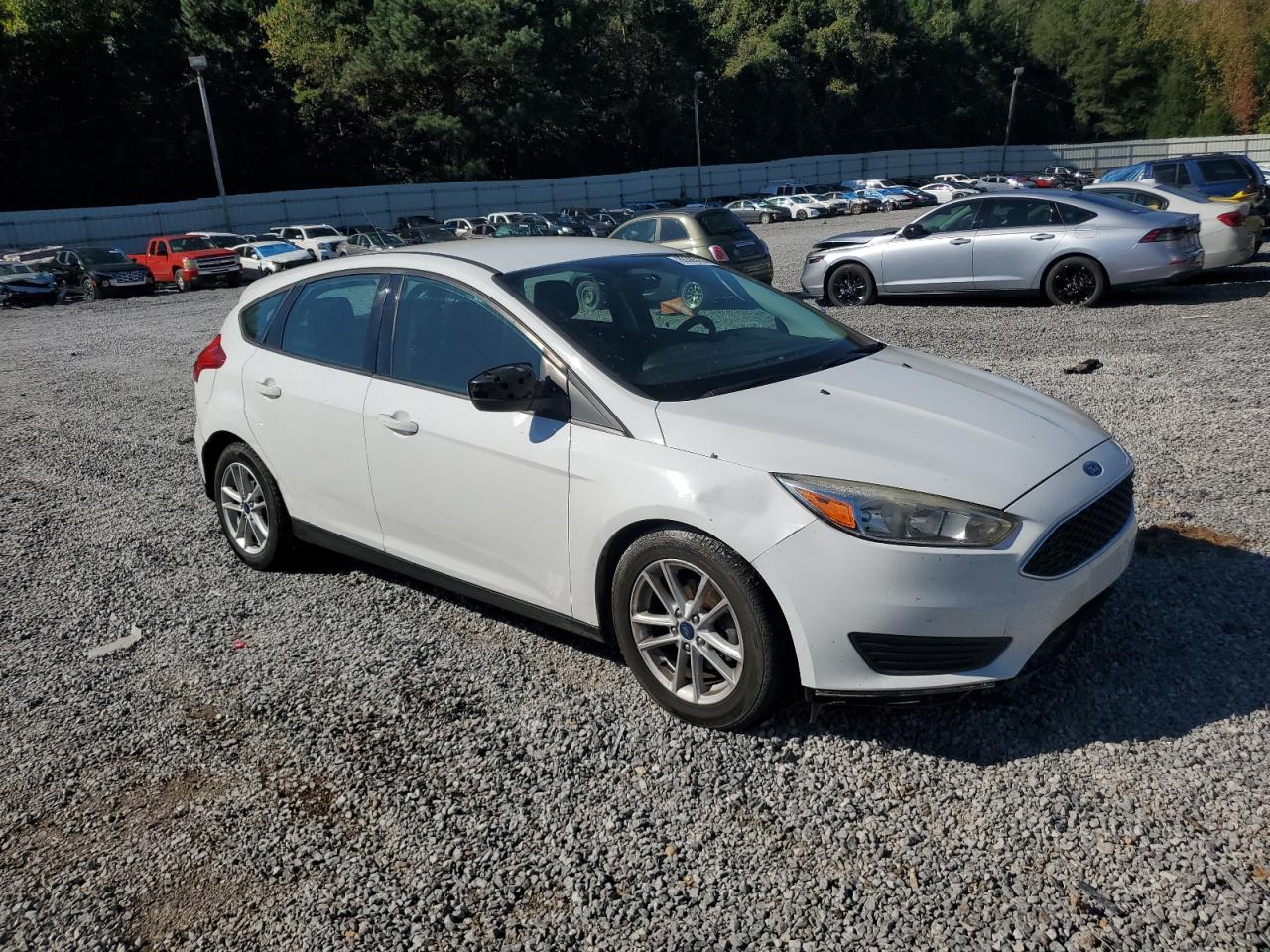 2018 Ford Focus Se VIN: 1FADP3K23JL206352 Lot: 85385155