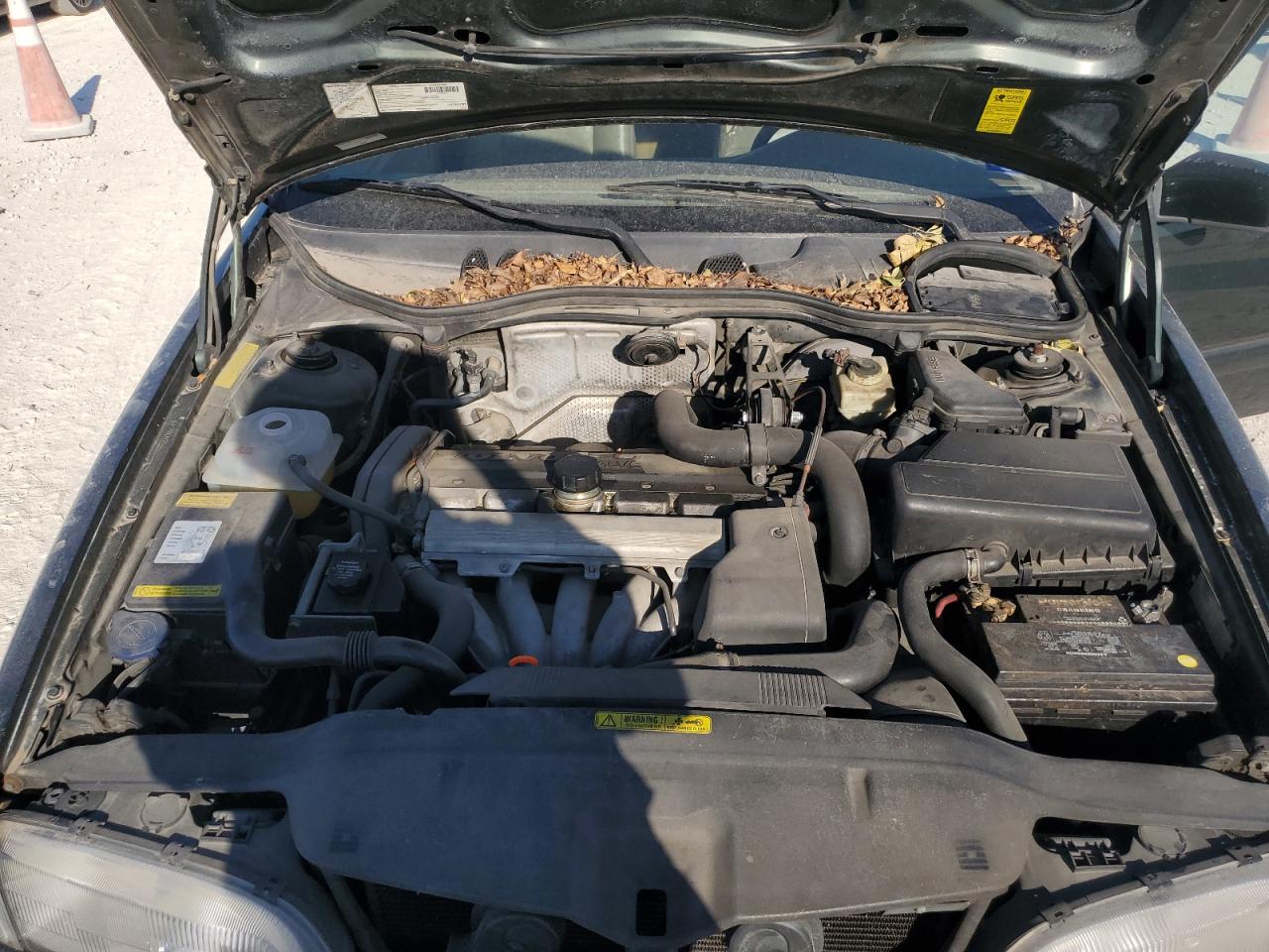 1998 Volvo V70 Glt VIN: YV1LW5675W2448769 Lot: 86616005