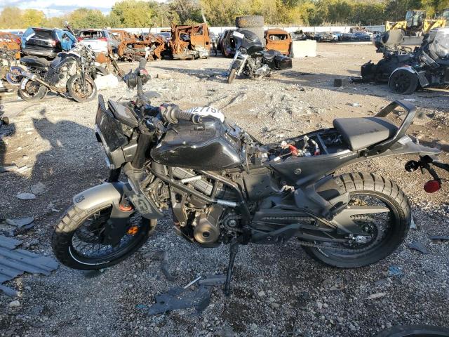 2024 HUSQVARNA VITPILEN 401/SVARTPILEN 401   