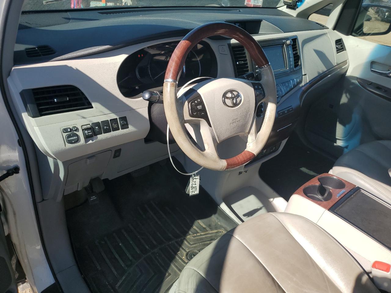 2014 Toyota Sienna Xle VIN: 5TDYK3DC9ES452147 Lot: 84392215