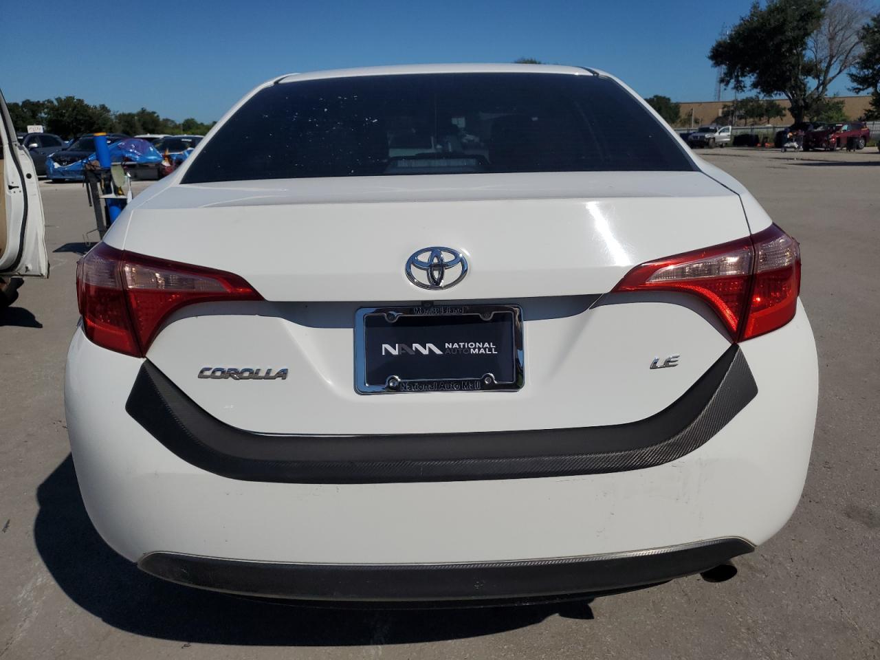 2018 Toyota Corolla L VIN: 5YFBURHE4JP765480 Lot: 86335585