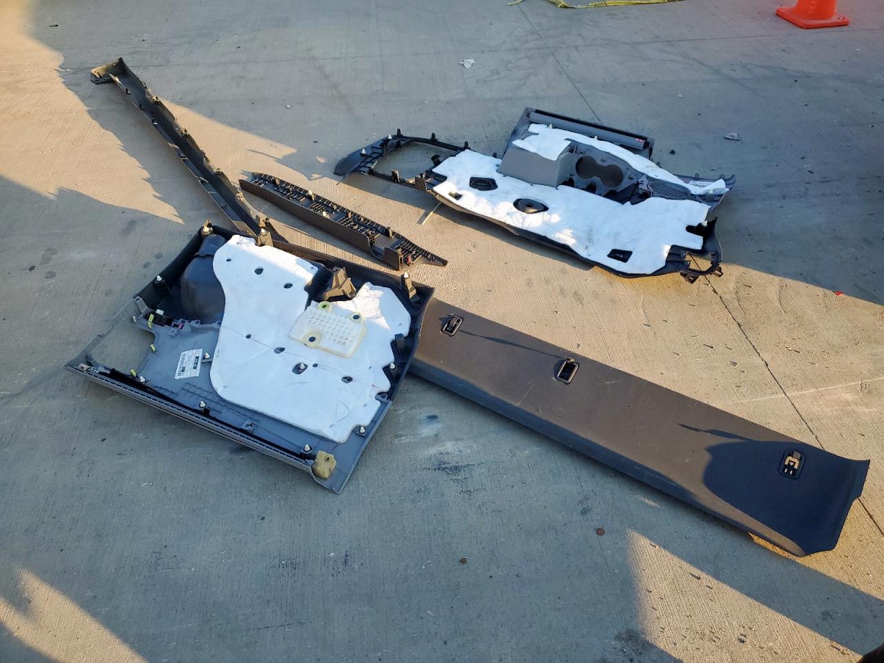 2018 Toyota Sienna Le VIN: 5TDKZ3DC7JS901370 Lot: 84625955