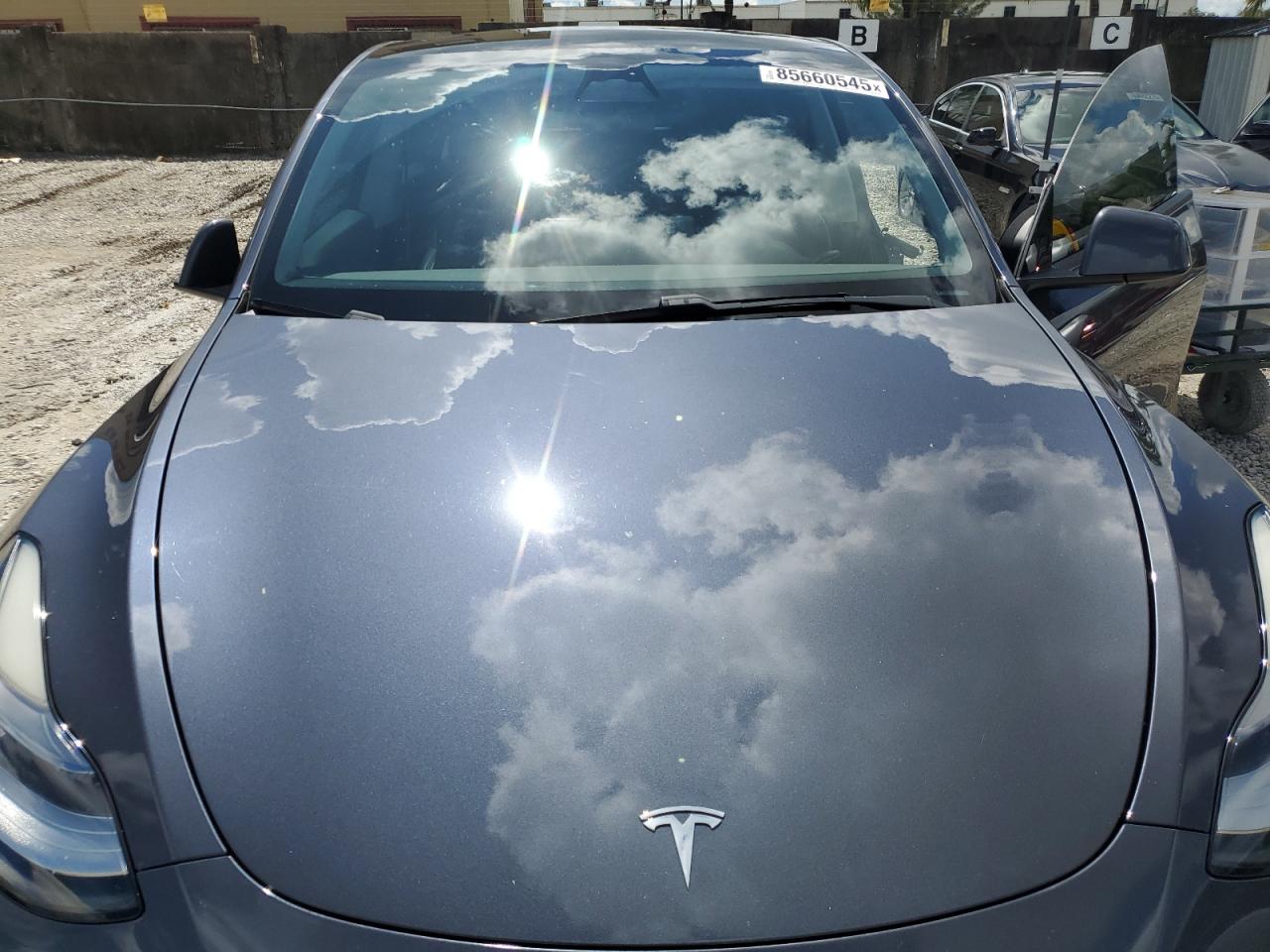 2021 Tesla Model Y VIN: 5YJYGDEE1MF084721 Lot: 85660545