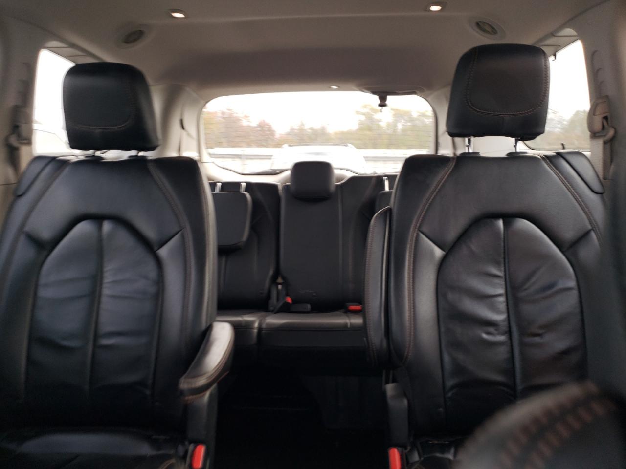 2017 Chrysler Pacifica Touring L VIN: 2C4RC1BG2HR621384 Lot: 90445815