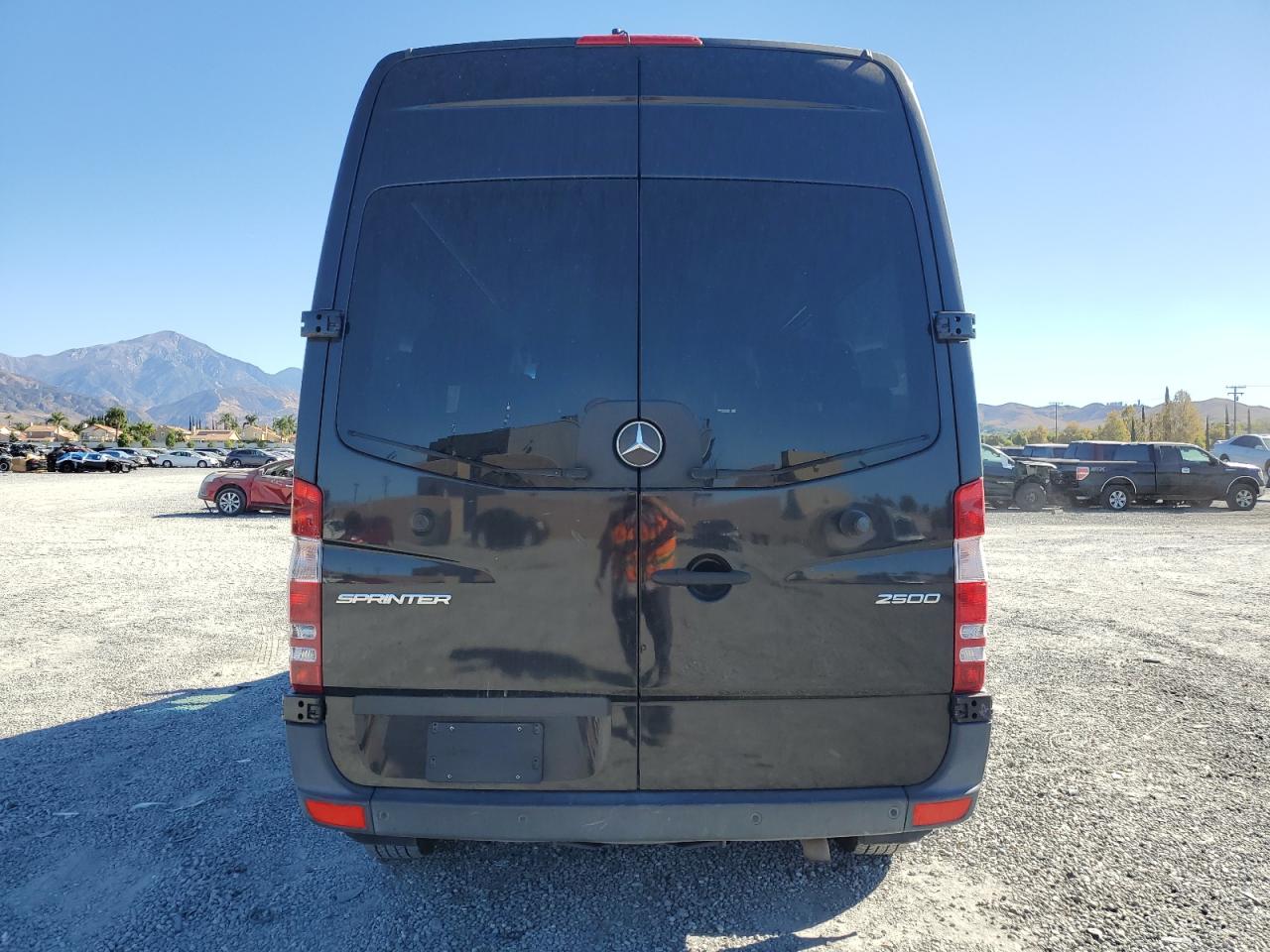 2018 Mercedes-Benz Sprinter 2500 VIN: 8BRPE7CD0JE155688 Lot: 87262245