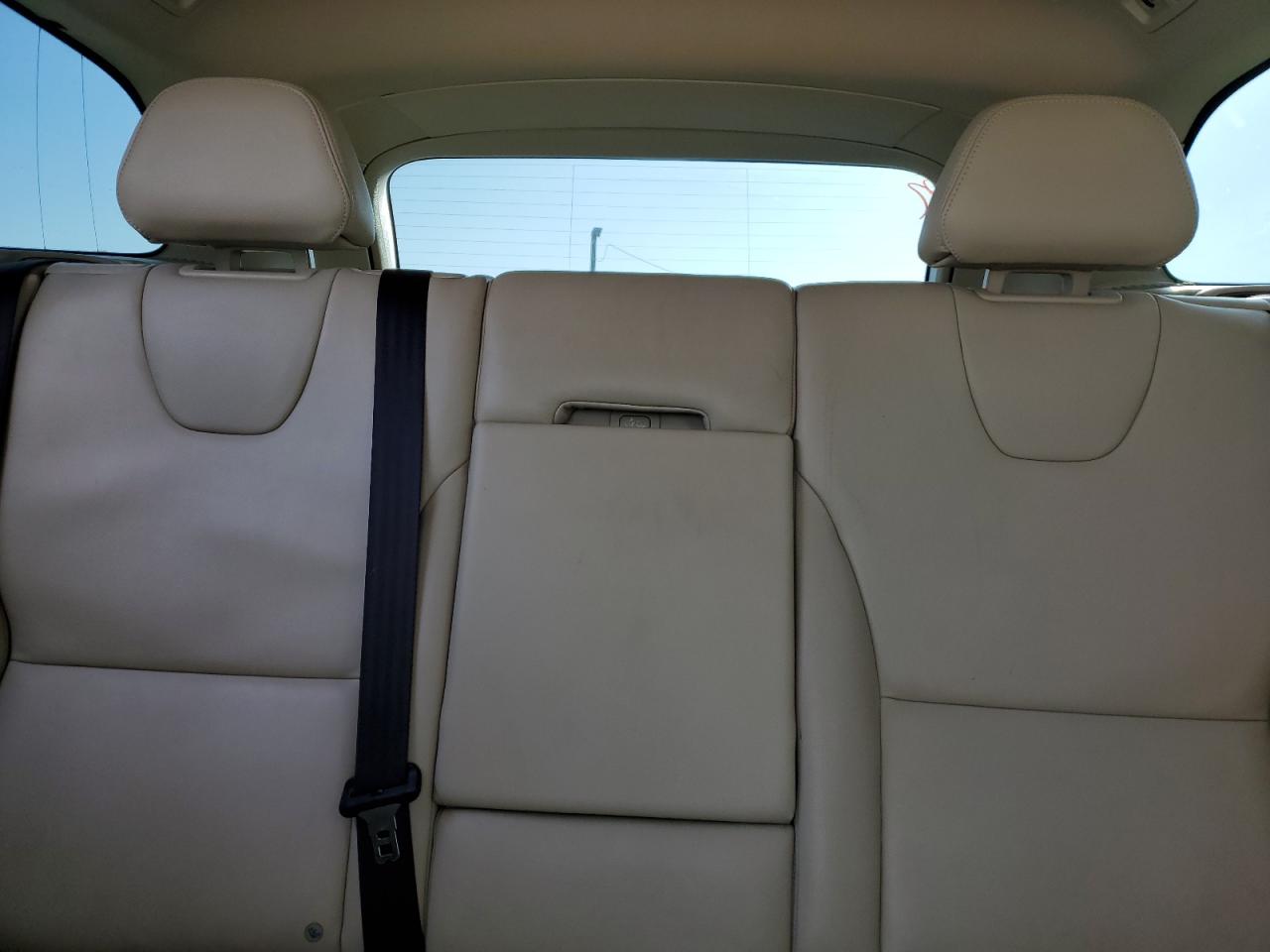 2015 Volvo Xc60 3.2 Premier VIN: YV4940RB4F2605083 Lot: 85339695