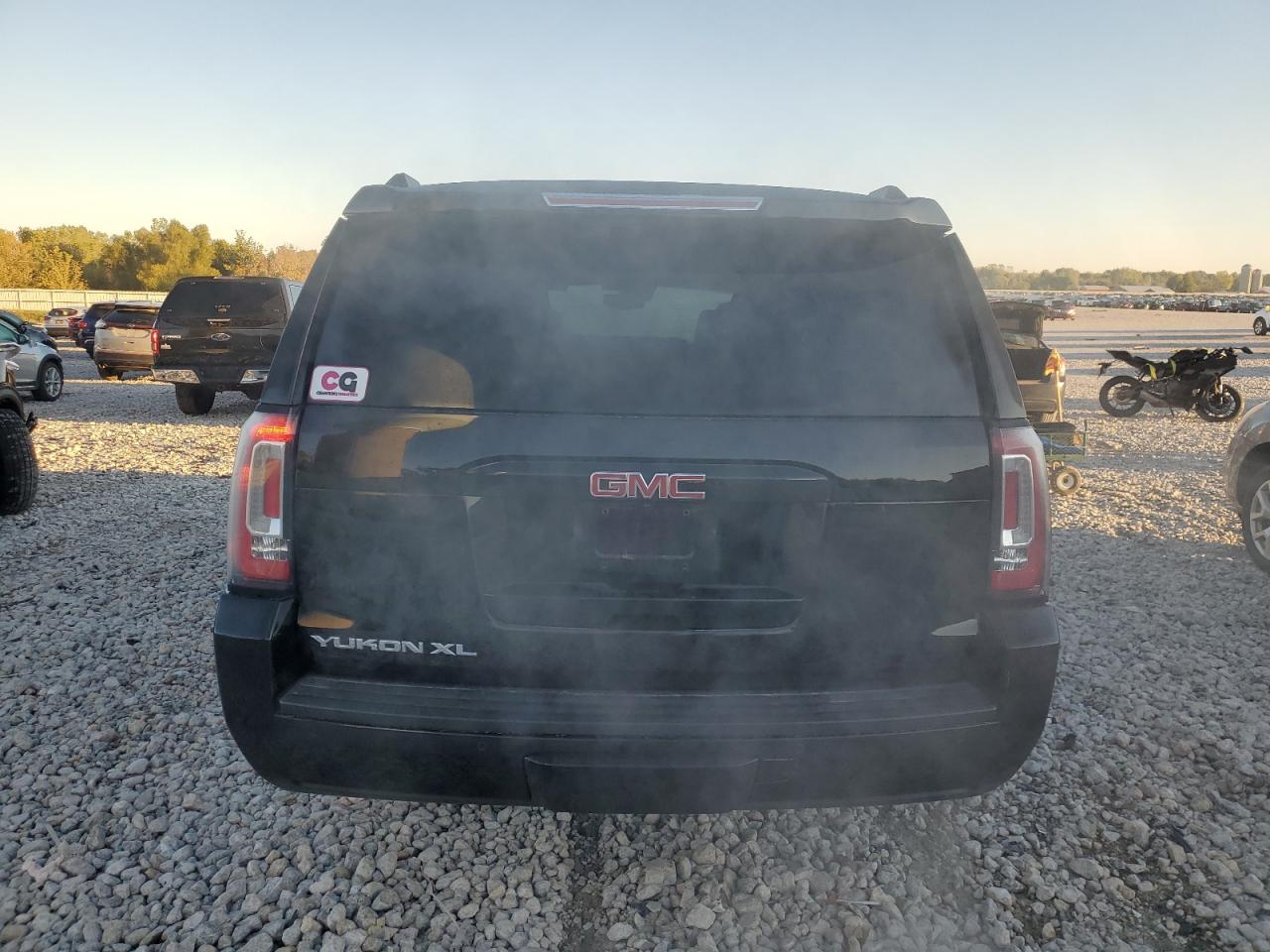 2015 GMC Yukon Xl K1500 Slt VIN: 1GKS2HKC2FR566906 Lot: 85903465